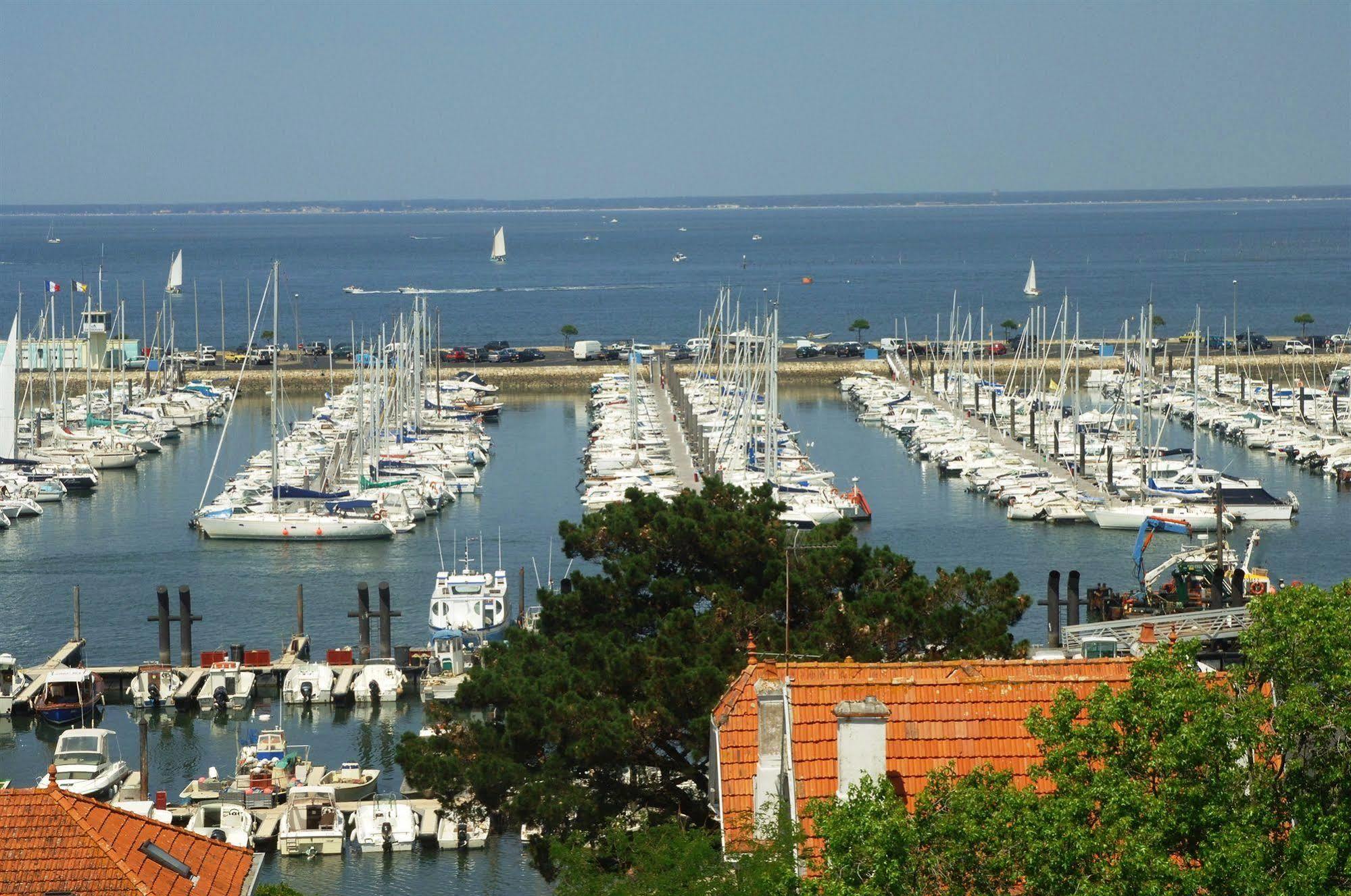 Hotel Le Nautic Arcachon Exteriör bild